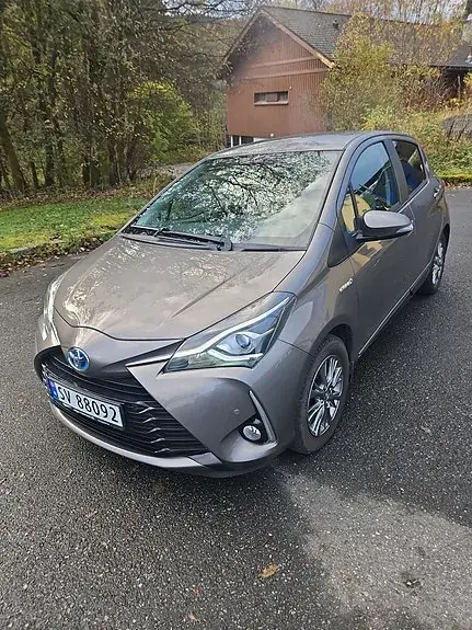 Toyota Yaris 2018 photo 3