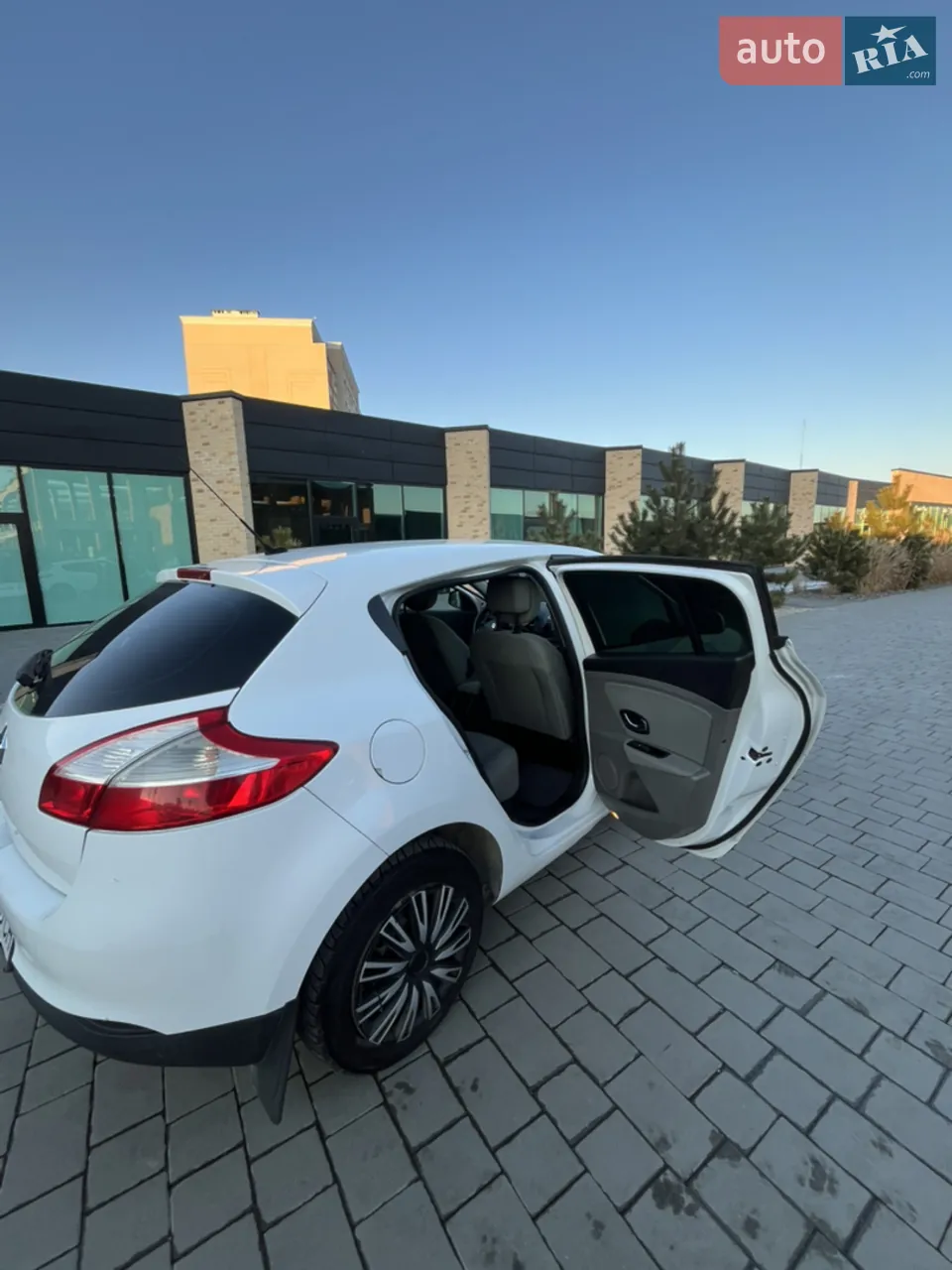 Renault Megane 2010 photo 4