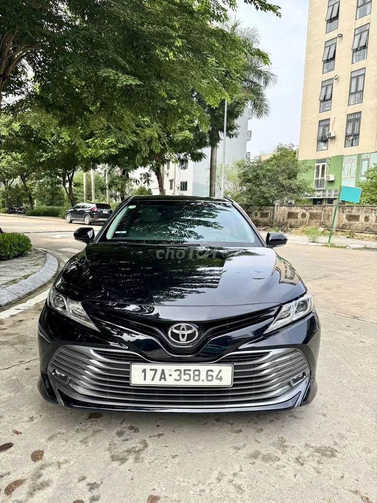 Toyota Camry 2019 photo 3