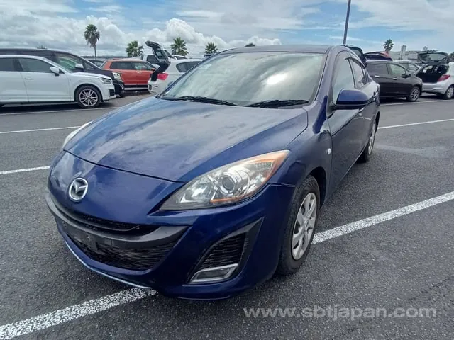 Mazda Axela 2011 photo 2