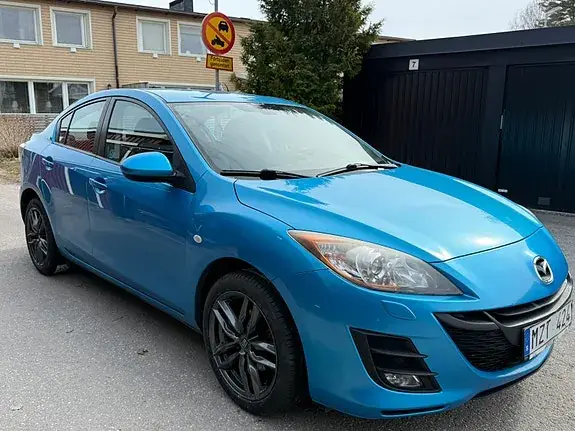 Mazda 3 2010 photo 3