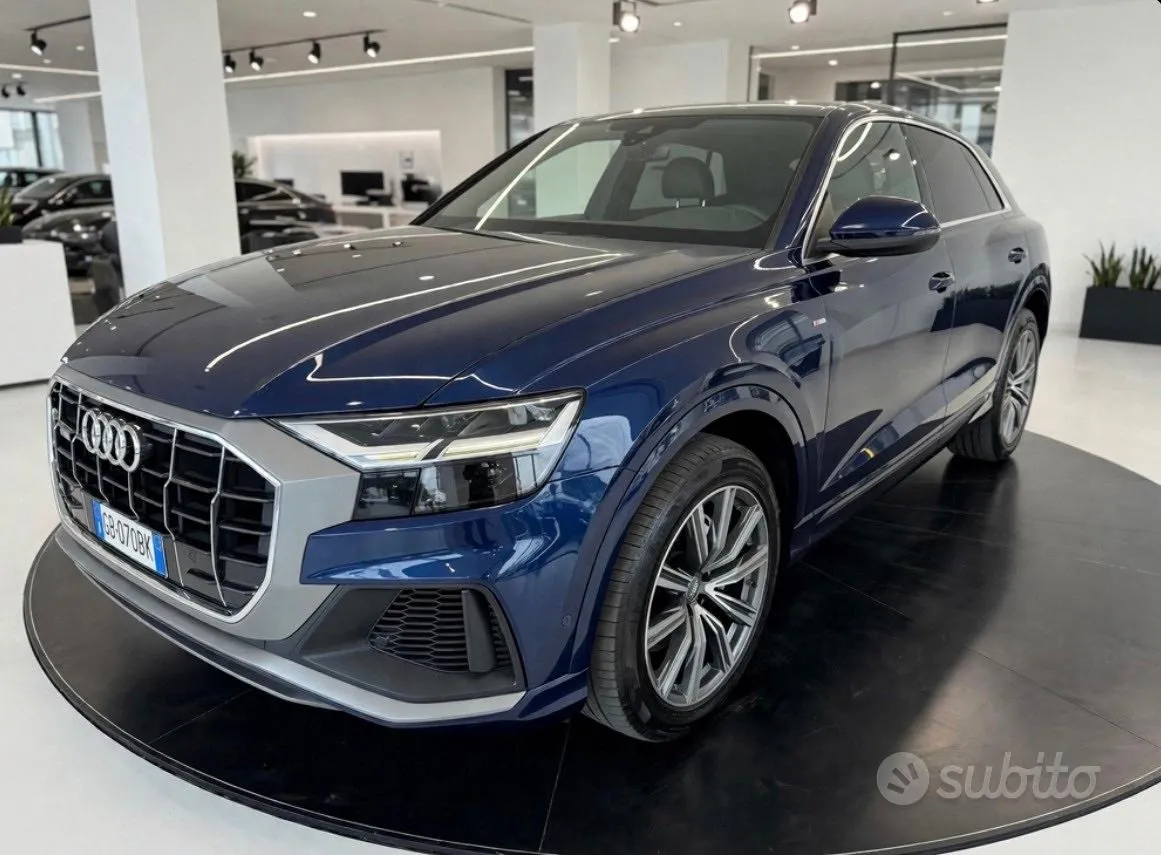 Audi Q8 2020 photo 2