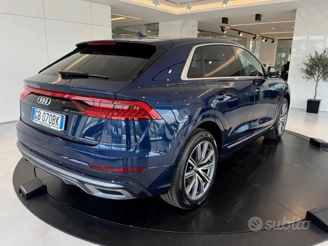 Audi Q8 2020 photo 5