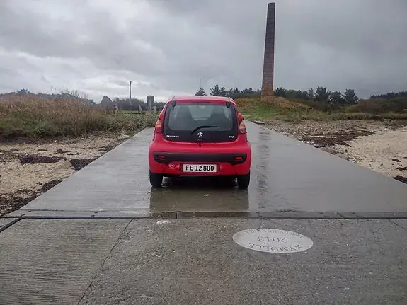 Peugeot 107 2012 photo 2