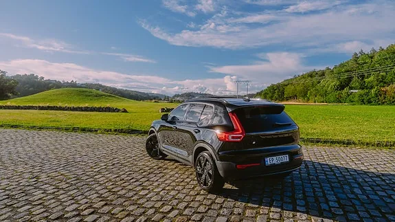 Volvo Ex40 2026 photo 4