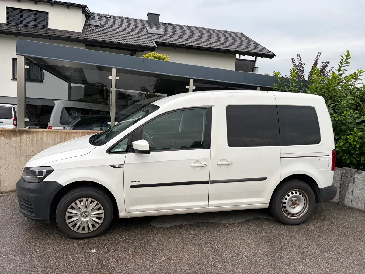 Volkswagen Caddy 2015 photo 2
