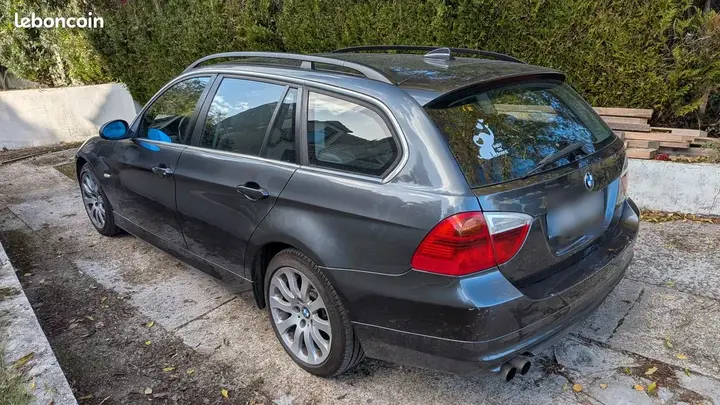 BMW 3 Series 2006 photo 2
