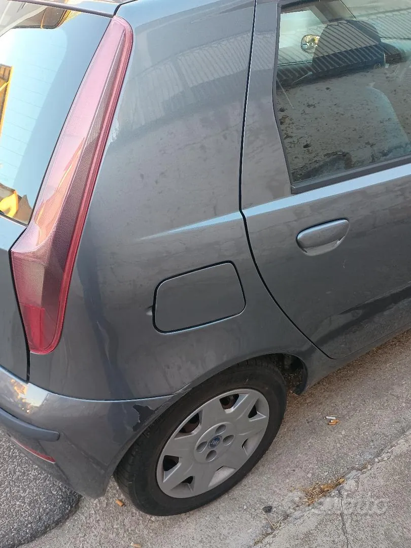 Fiat Punto 2005 photo 5
