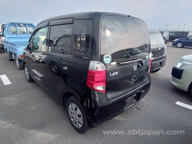 Honda Life 2012 photo 3