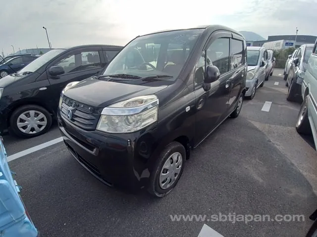 Honda Life 2012 photo 2