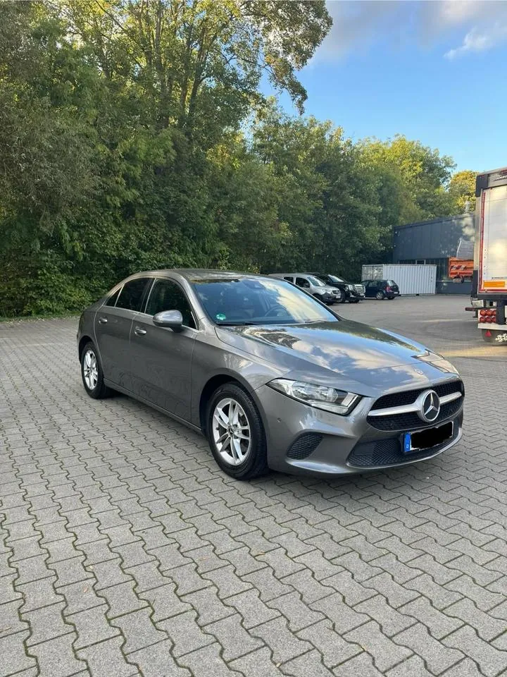 Mercedes-Benz A 180 D