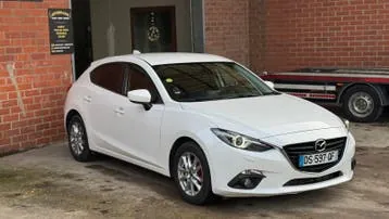 Mazda 3 2013 photo 3