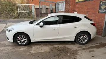 Mazda 3 2013 photo 2