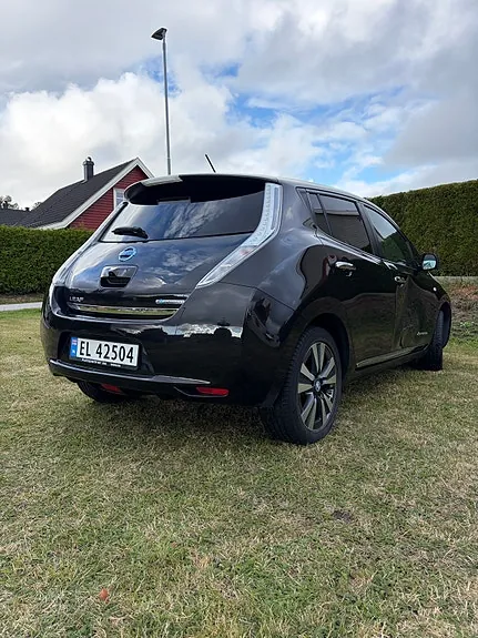 Nissan Leaf 2014 photo 5