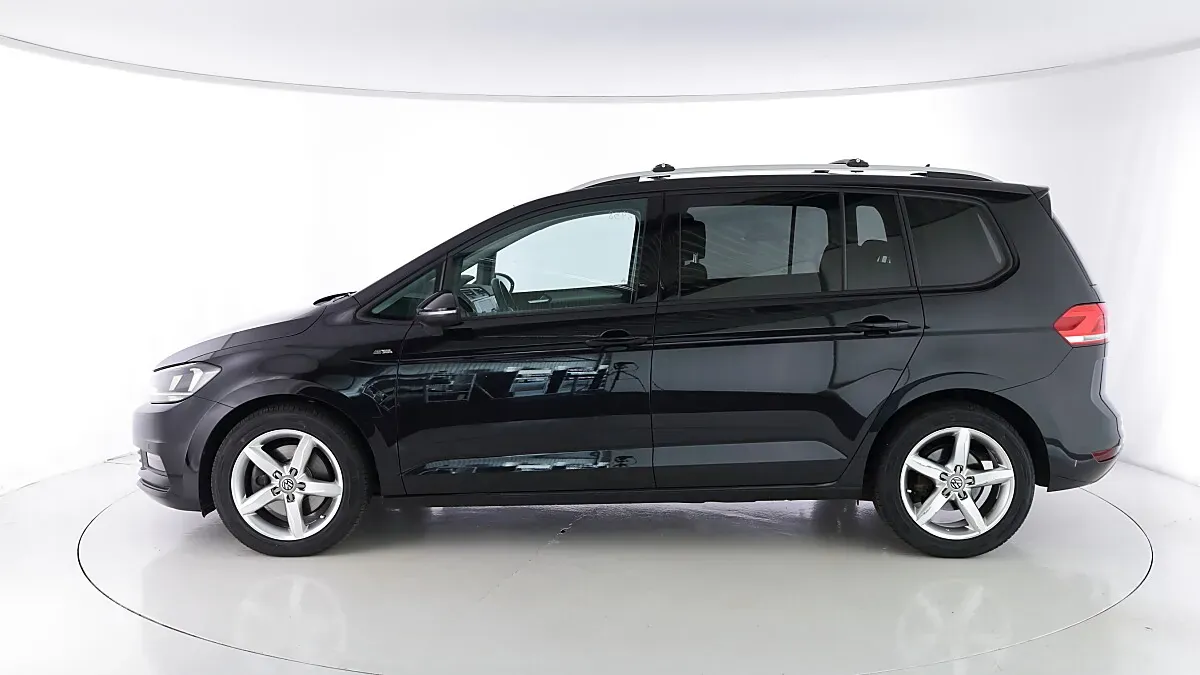 Volkswagen Touran 2019 photo 2