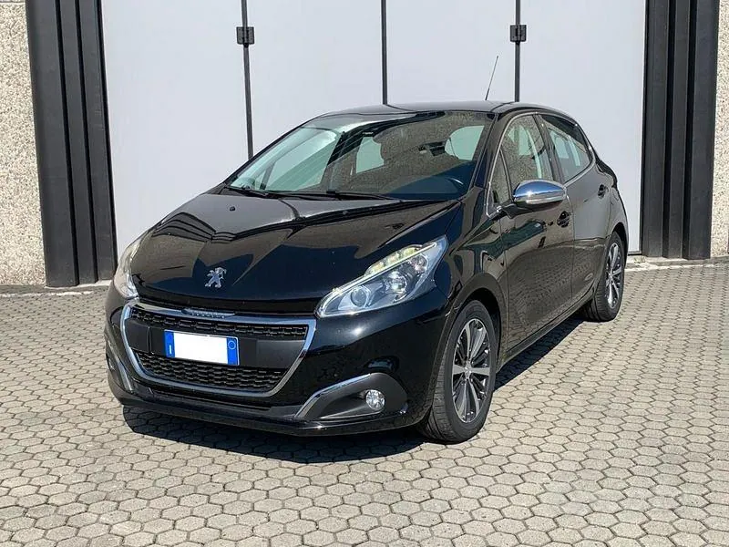 Peugeot 208 2016 photo 2