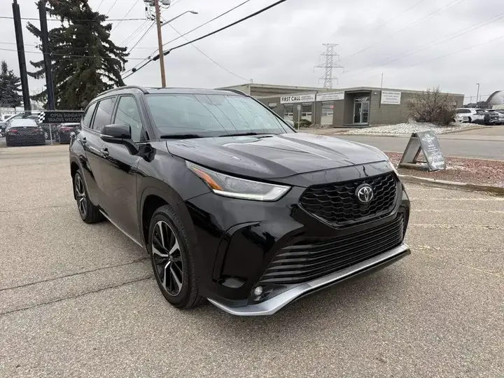 Toyota Highlander 2021 photo 3