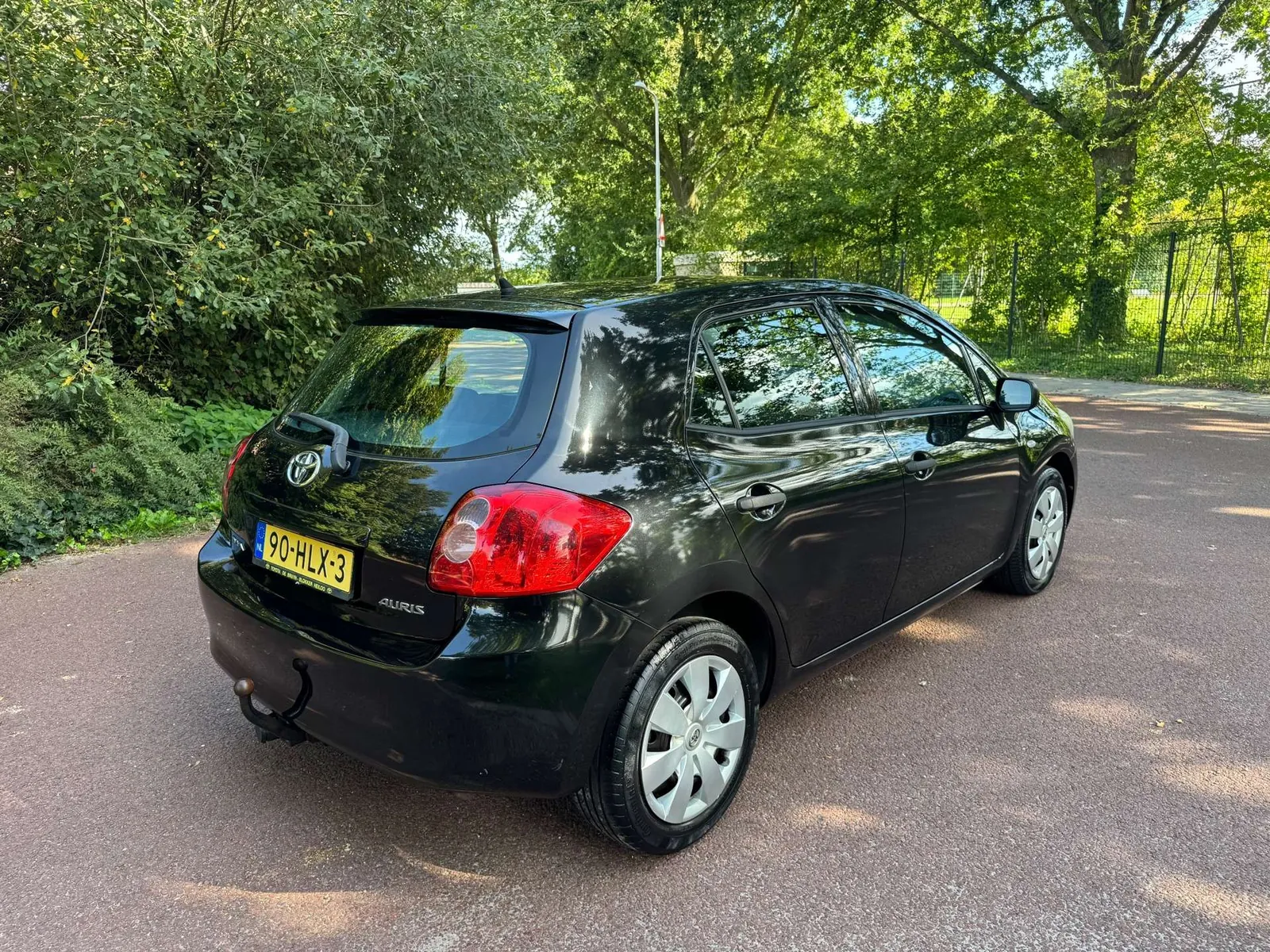 Toyota Auris 2009 photo 5