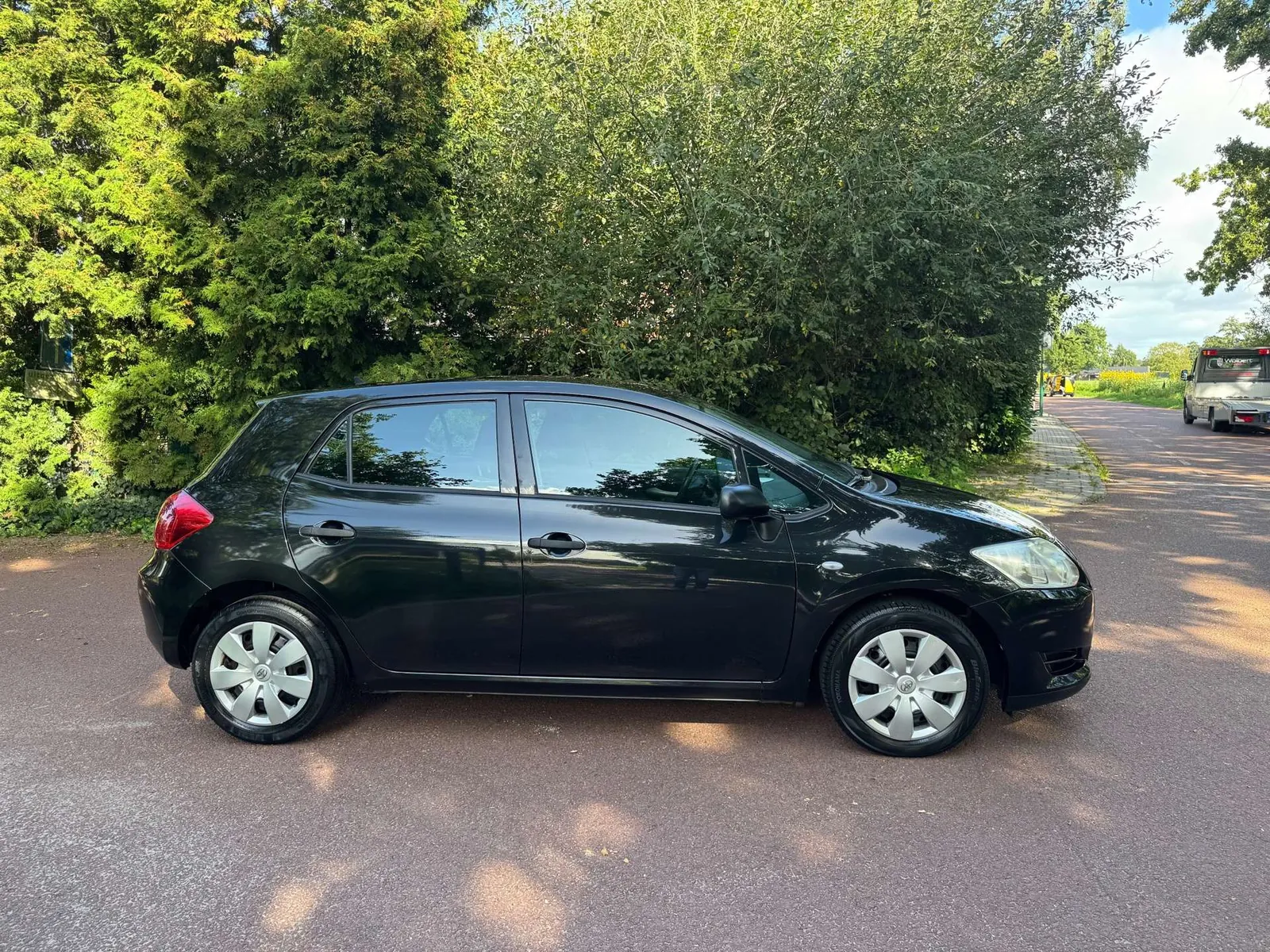 Toyota Auris 2009 photo 4
