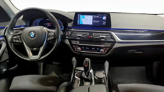BMW 530E 2019 photo 4