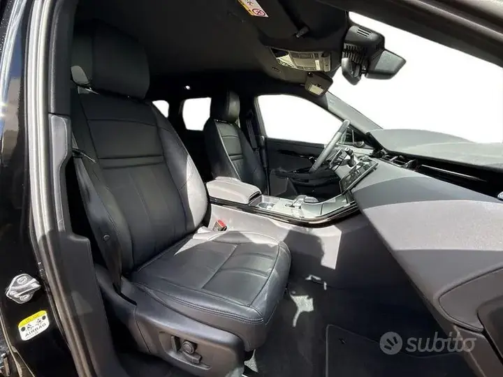 Land Rover Evoque 2024 photo 4