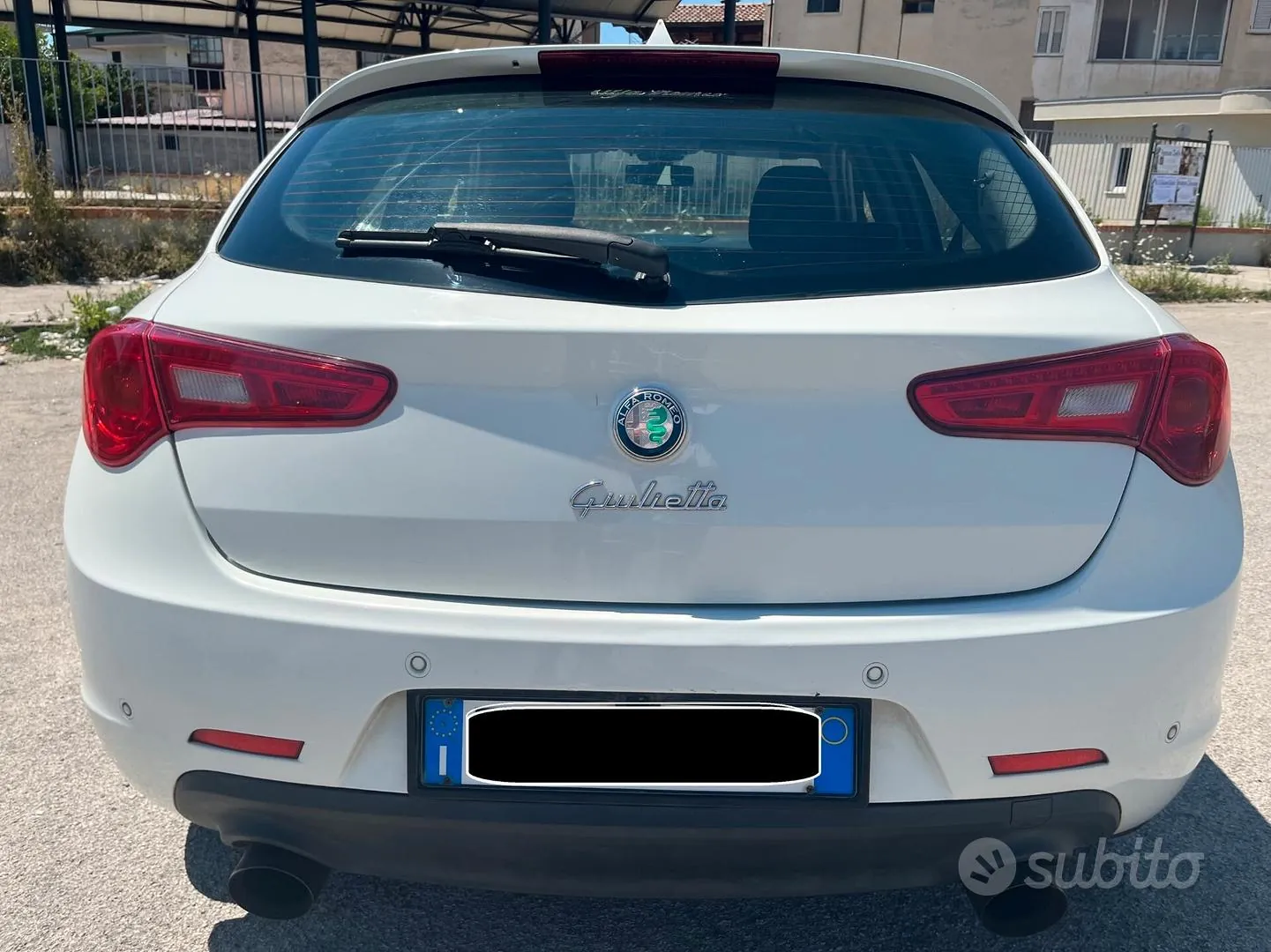 Alfa Romeo Giulietta 2012 photo 2