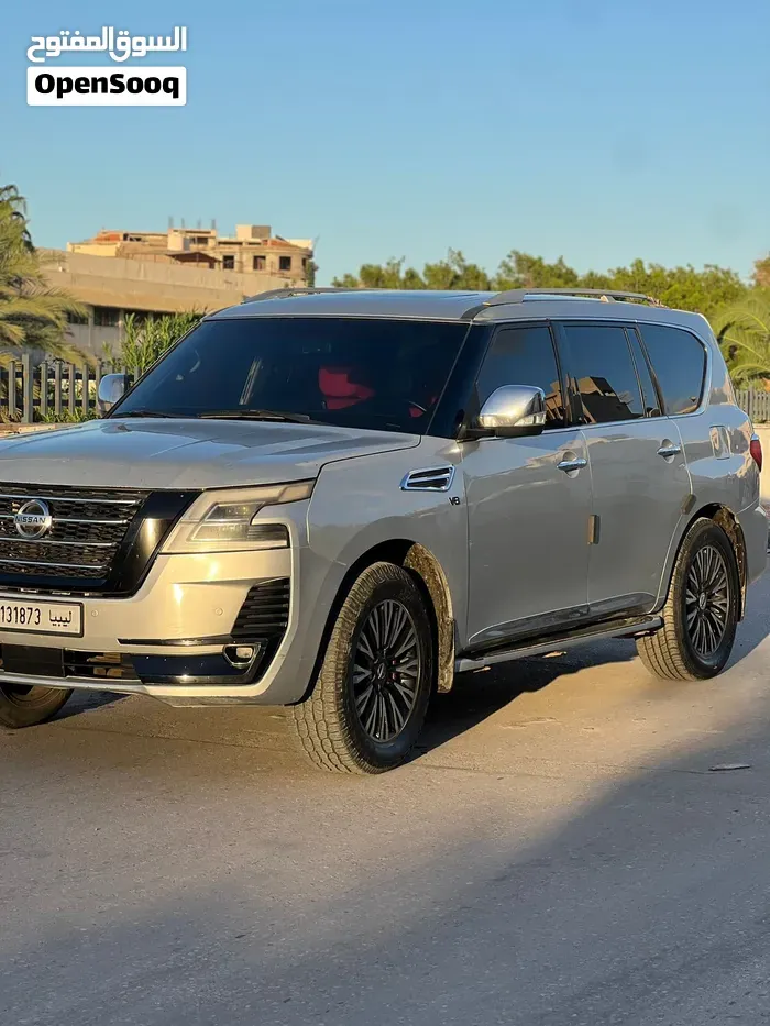 Nissan Patrol 2011 photo 3