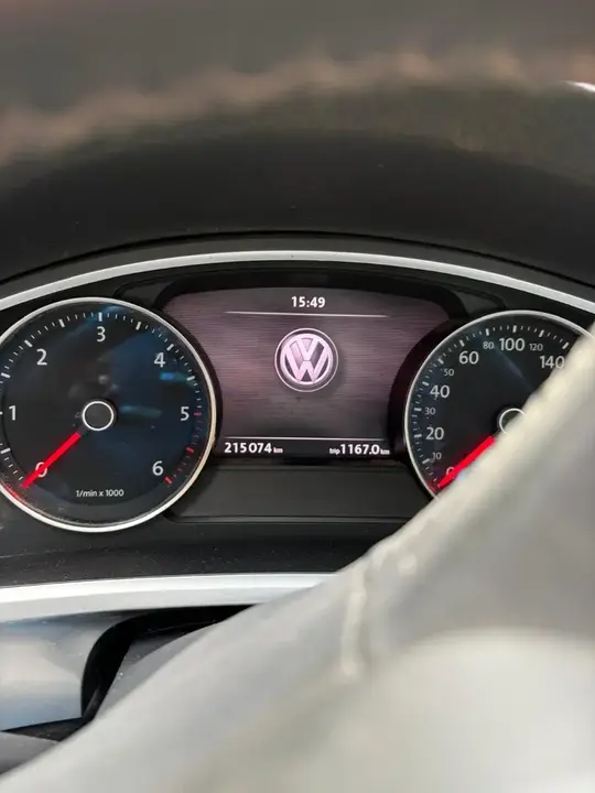 Volkswagen Touareg 2010 photo 2