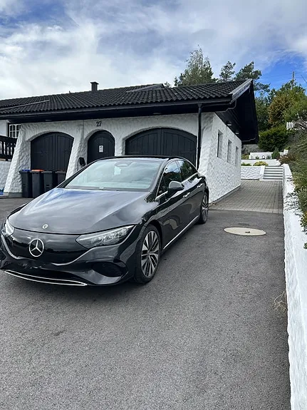 Mercedes-Benz Eqe350 2022 photo 2