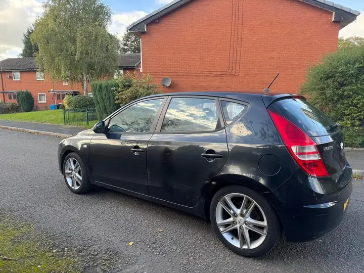 Hyundai I30 2010 photo 4