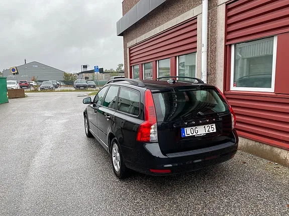 Volvo V50 2011 photo 5