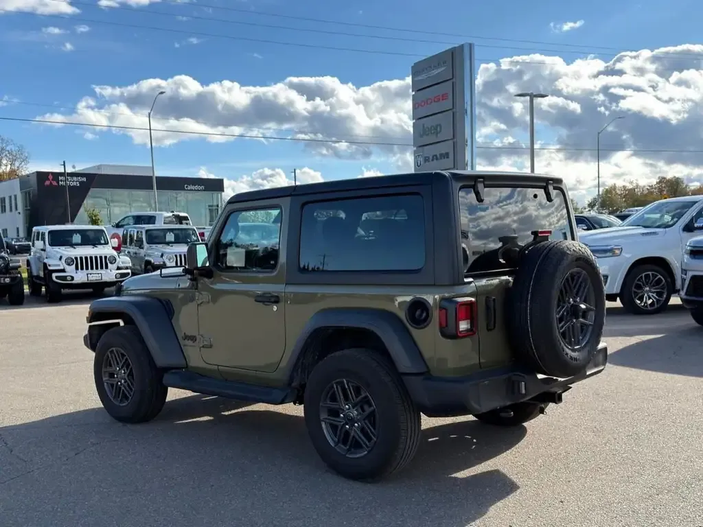 Jeep Wrangler 2026 photo 3