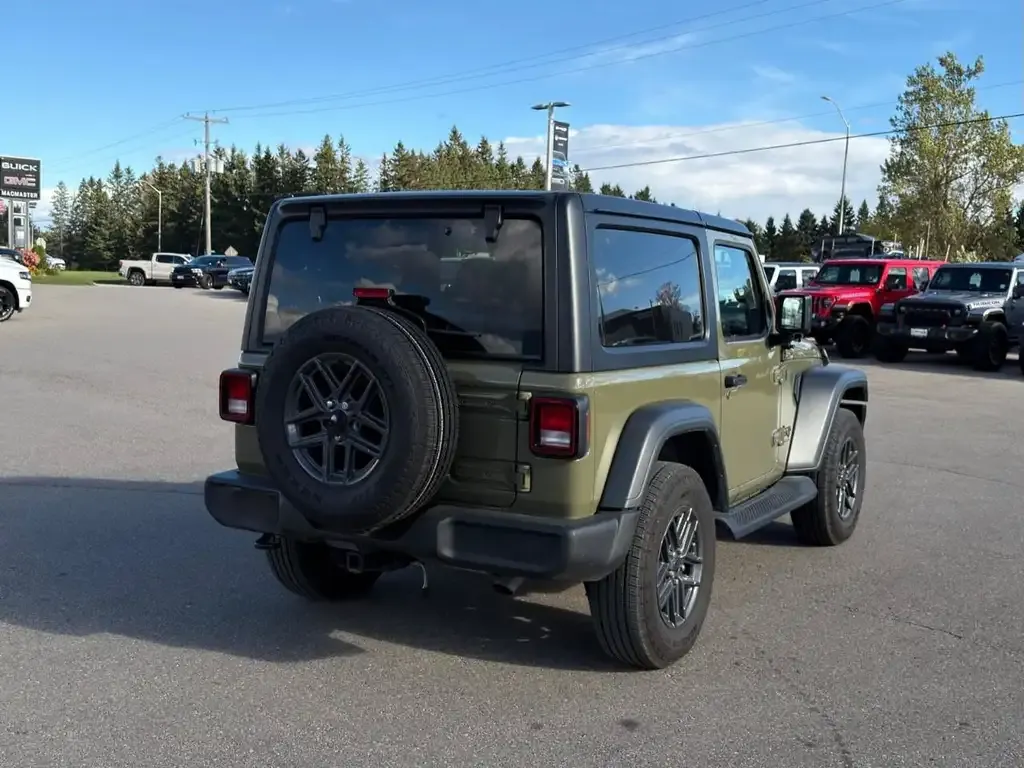 Jeep Wrangler 2026 photo 5
