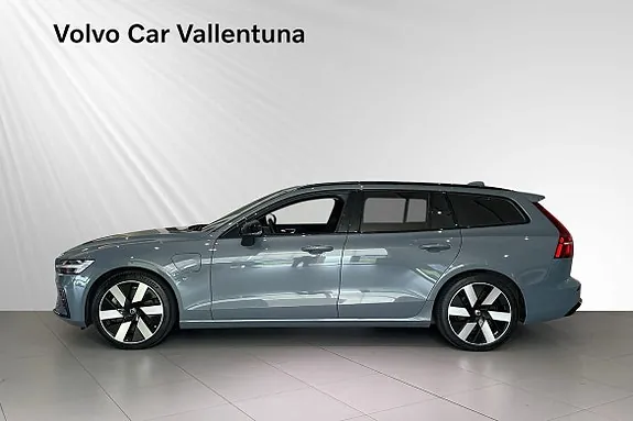 Volvo V60 2024 photo 3