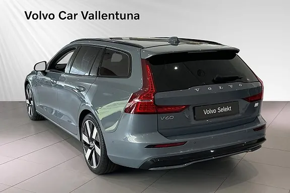 Volvo V60 2024 photo 4