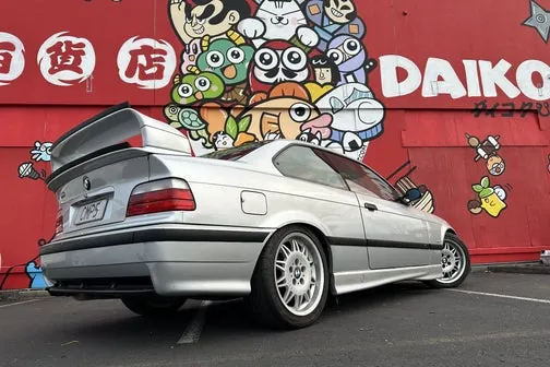 BMW 328I