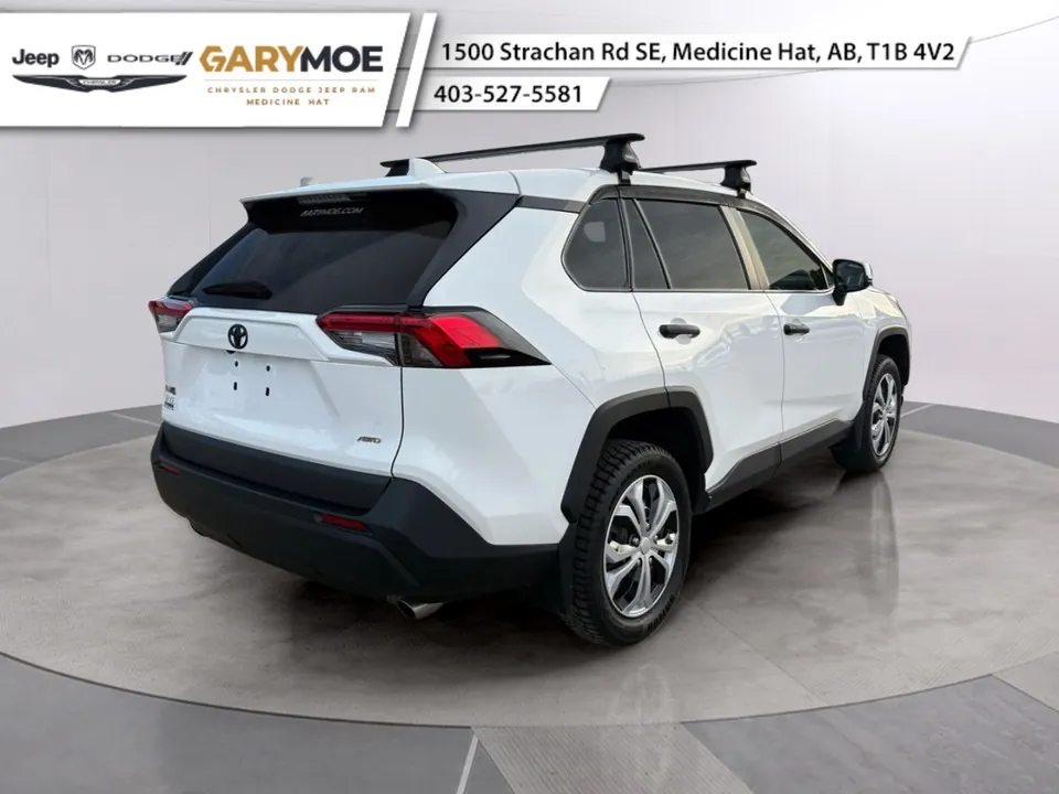 Toyota Rav4 2023 photo 3
