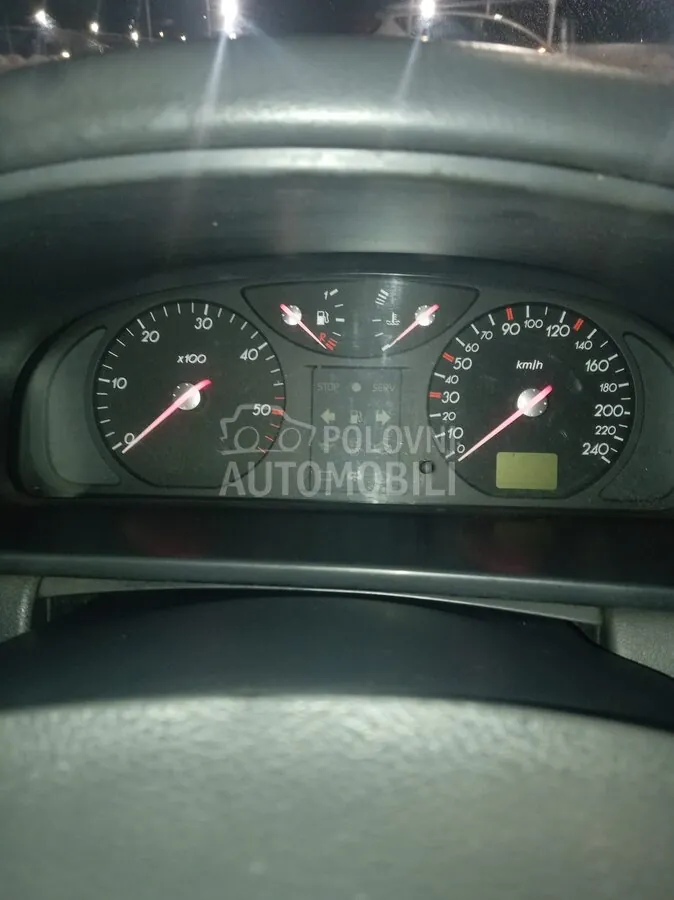 Renault Laguna 2004 photo 3