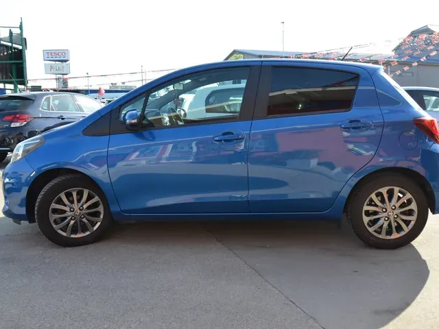 Toyota Yaris 2017 photo 3