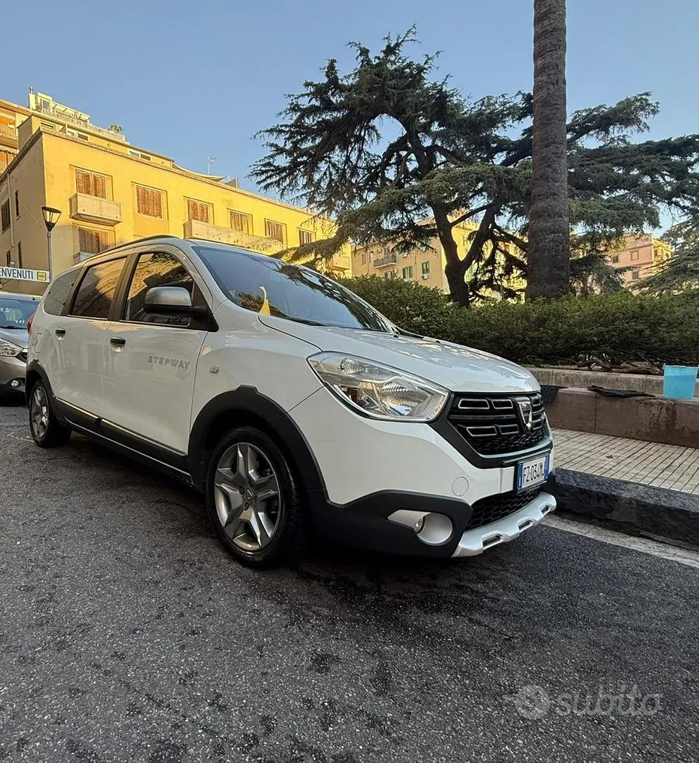 Dacia Lodgy