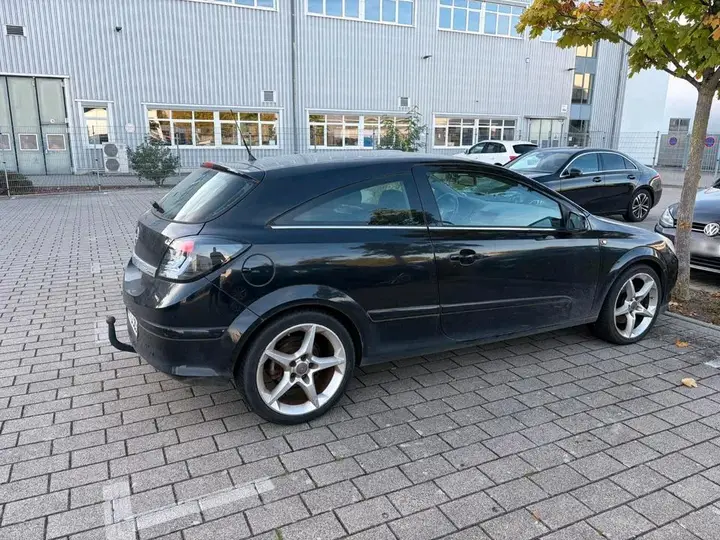 Opel Astra H