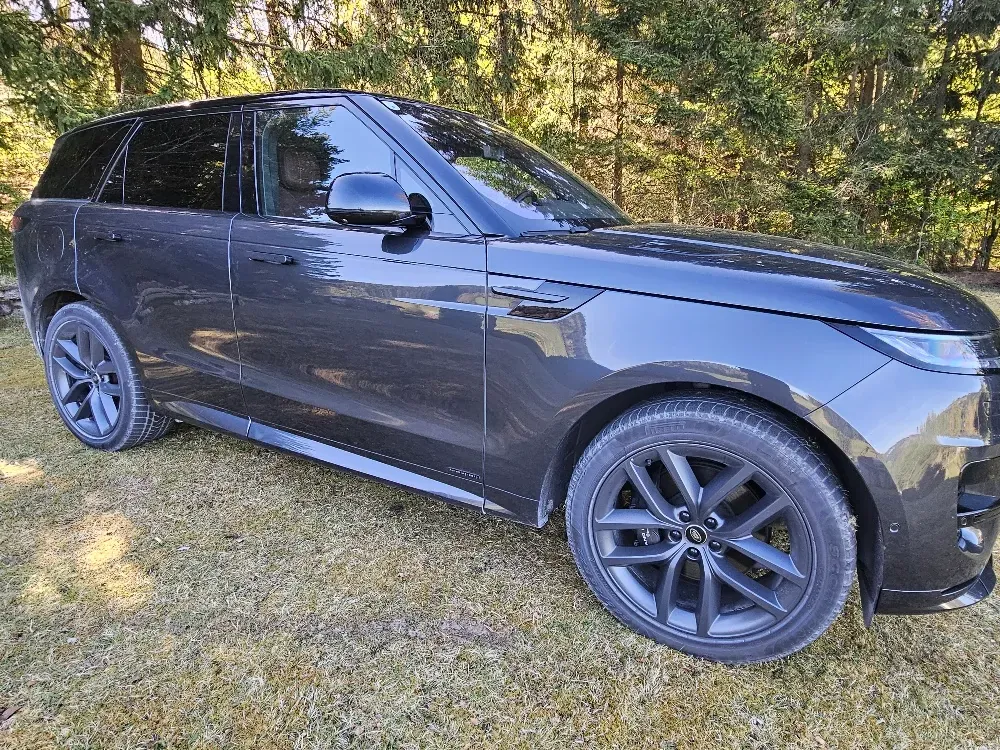 Land Rover Range Rover Sport 2023 photo 2