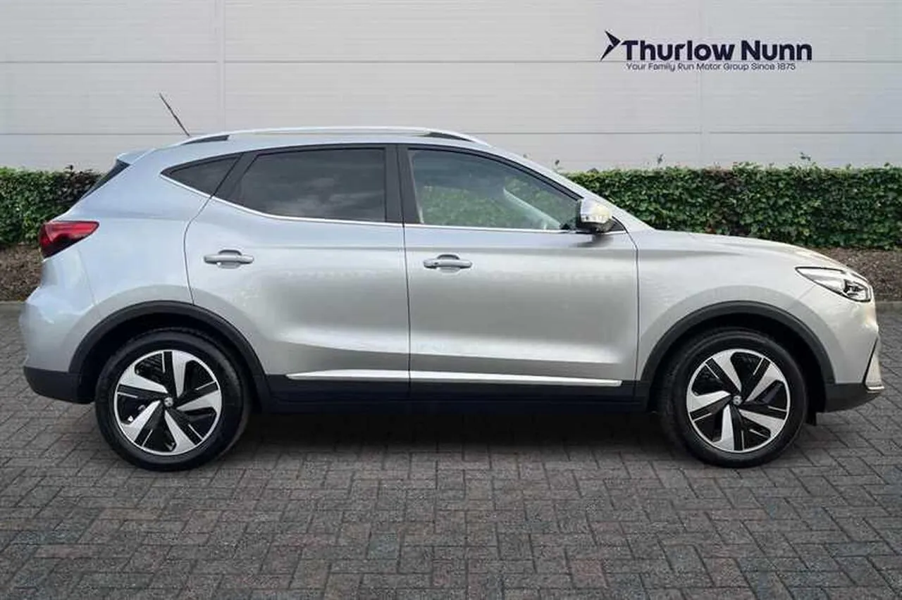 MG Mg Zs 2023 photo 2