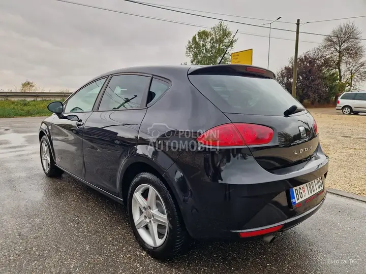 Seat Leon 2011 photo 4