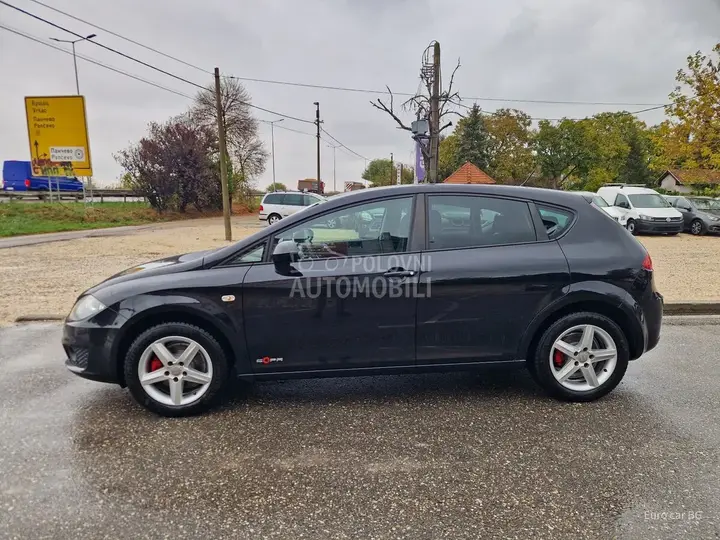 Seat Leon 2011 photo 3