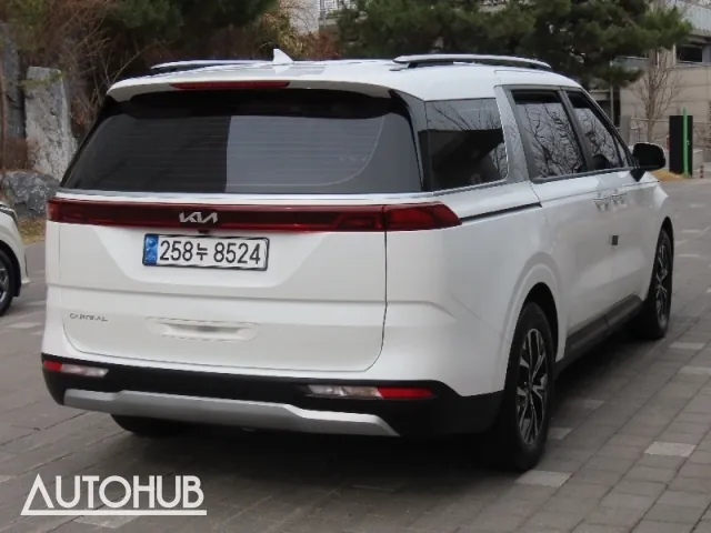Kia Carnival 2023 photo 3