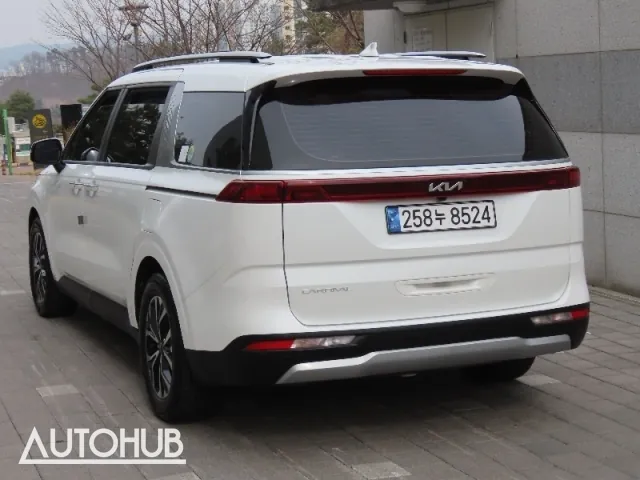 Kia Carnival 2023 photo 4