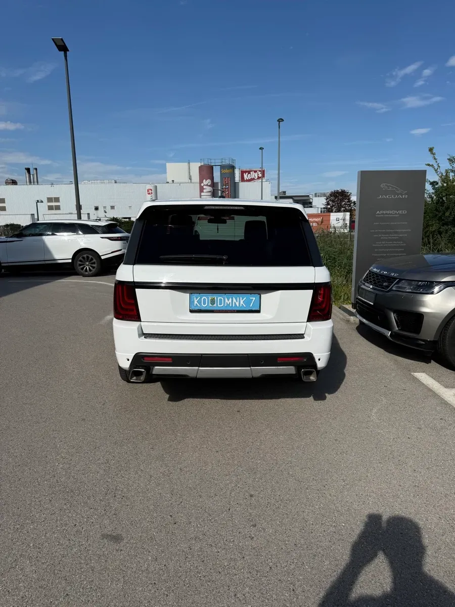 Land Rover Range Rover Sport 2012 photo 3