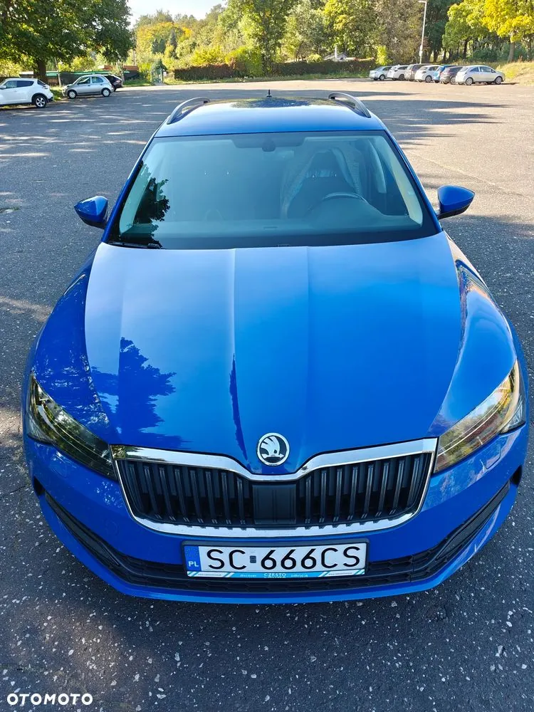 Skoda Superb 2019 photo 2