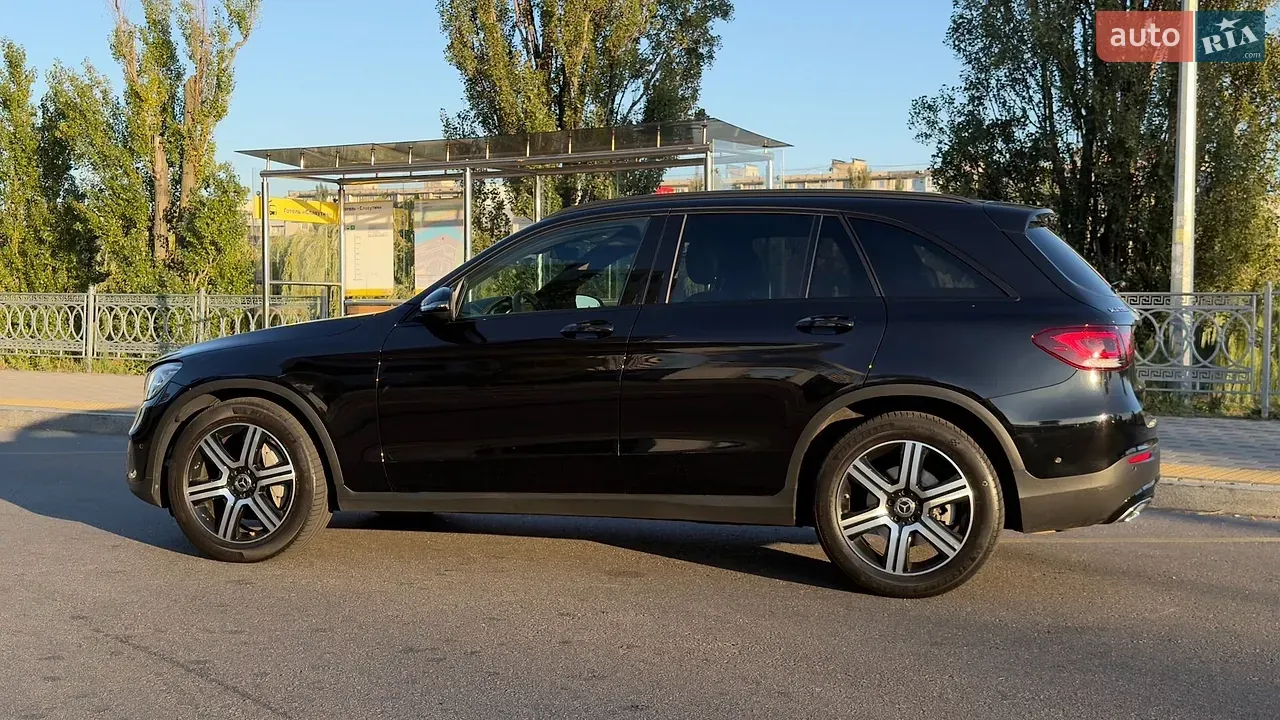 Mercedes-Benz Glc-Class 2019 photo 3